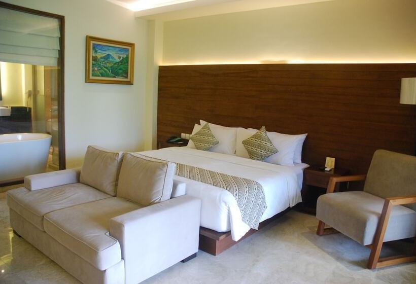 小型套房带泳池景, Ubud Village