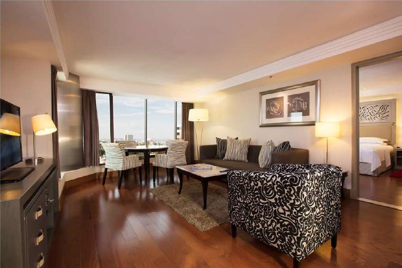 סוויטת ג'וניור אקזקיוטיב, Barcelo Guadalajara