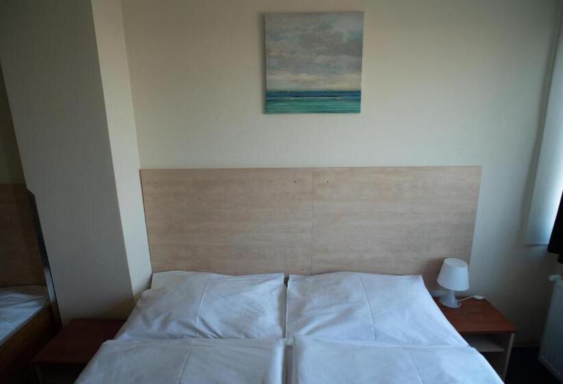 اتاق راحتی, Chodov Asc