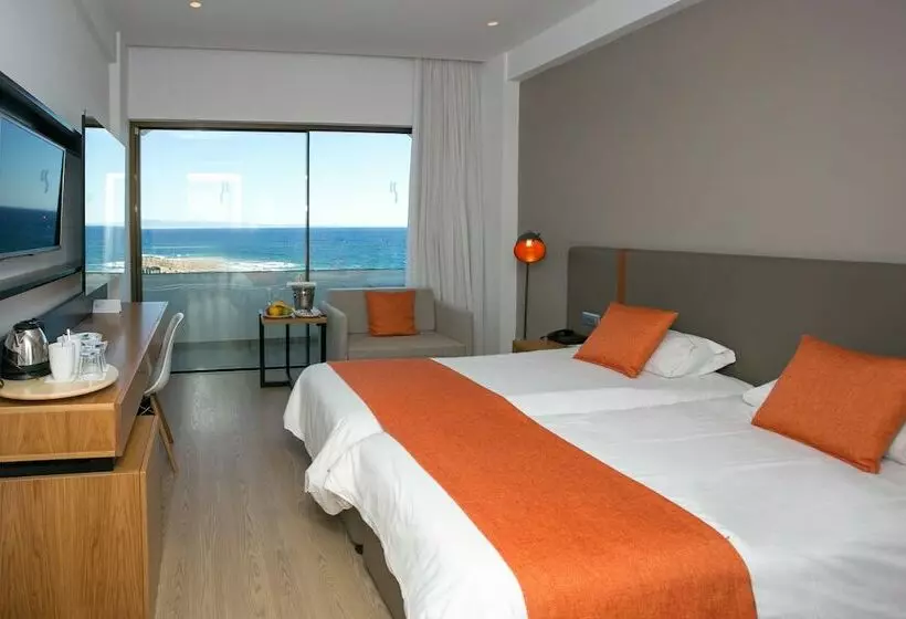اتاق سوپریور با چشم‌انداز دریا, Crystal Springs Beach