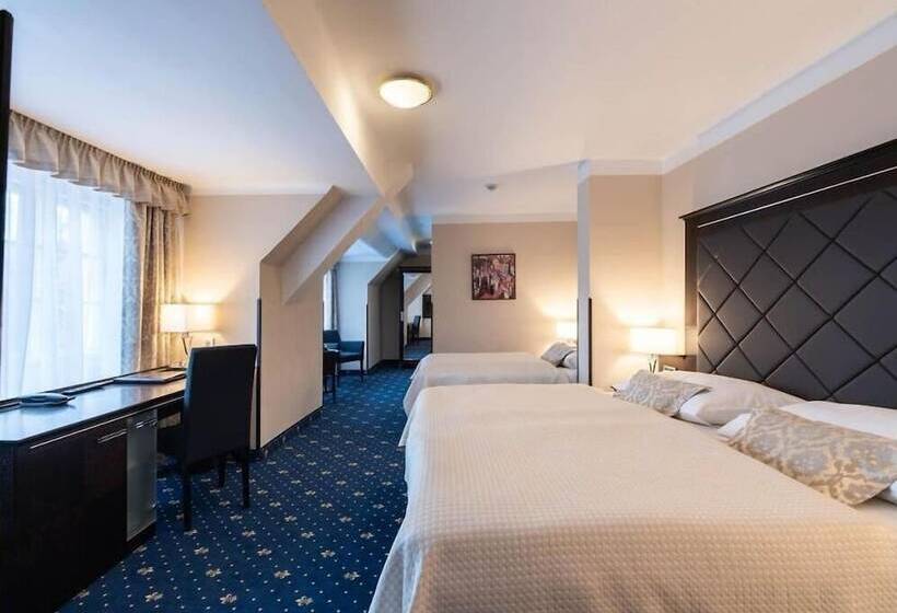 디럭스 룸, Pytloun Old Armoury Hotel Prague, Stará Zbrojnice
