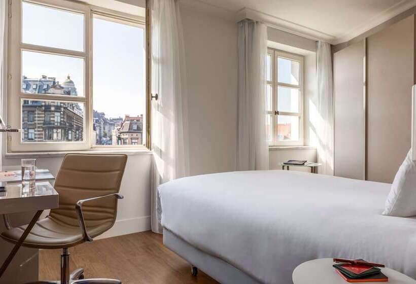 Номер Стандарт Индивидуальный, NH Collection Brussels Grand Sablon