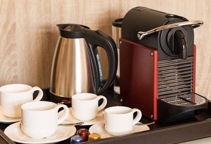 Семейный Номер, NH Collection Brussels Grand Sablon