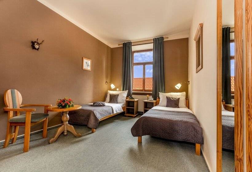 스탠다드 룸, Panska