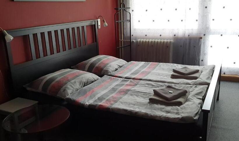 חדר סטנדרט עם מרפסת, Poprad