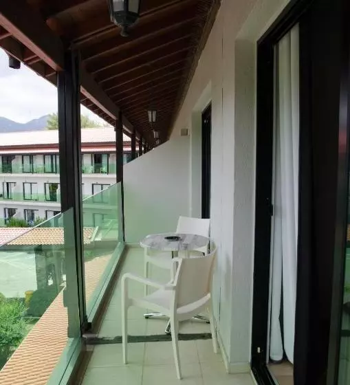 エクゼクティブスイート, Rodon Hotel And Resort