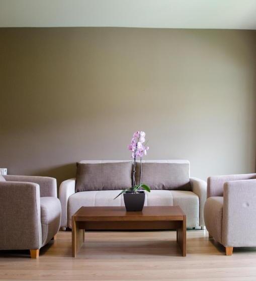 סוויטה אקזקיוטיב, Rodon Hotel And Resort