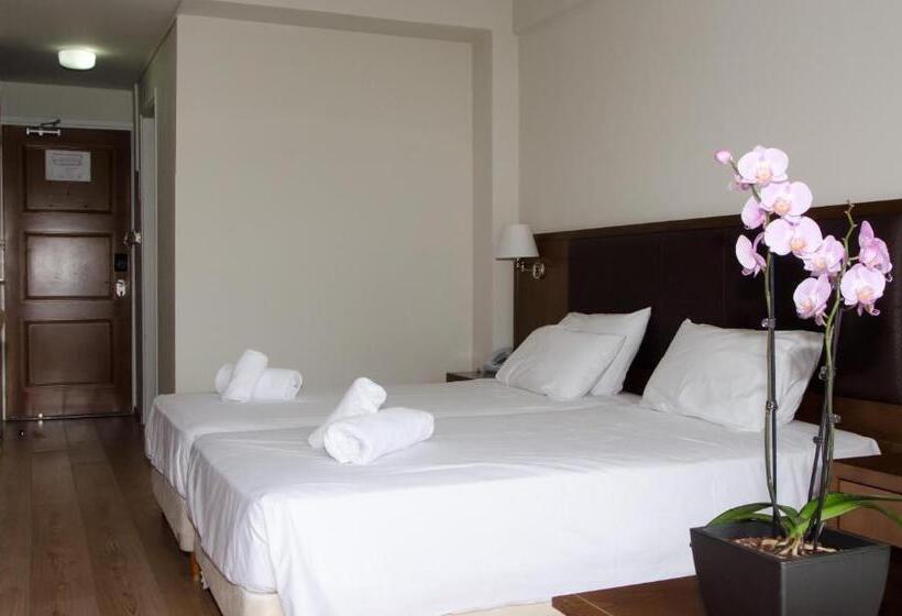 장애인을 위한 스탠다드 룸, Rodon Hotel And Resort