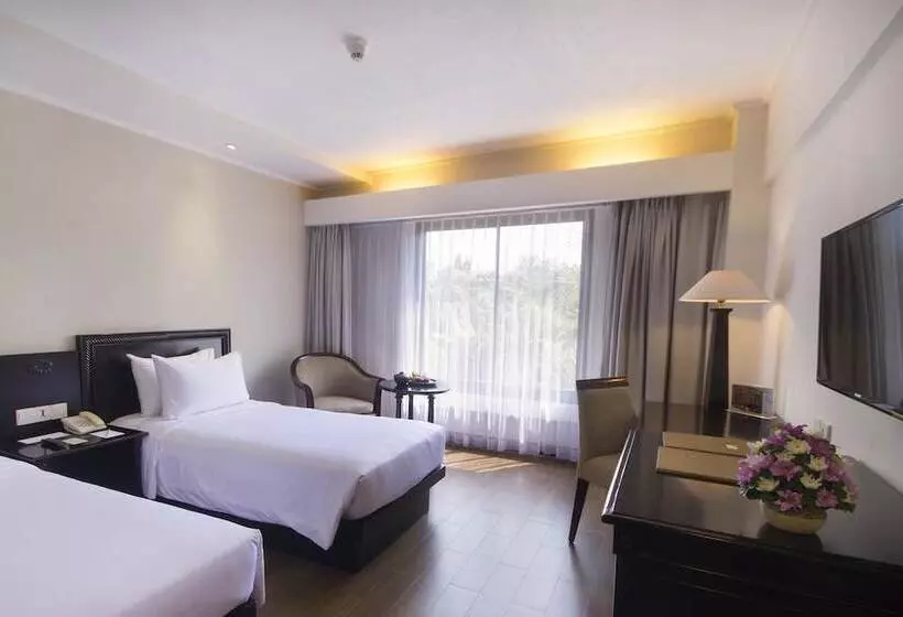 Superior Szoba, Santika Cirebon
