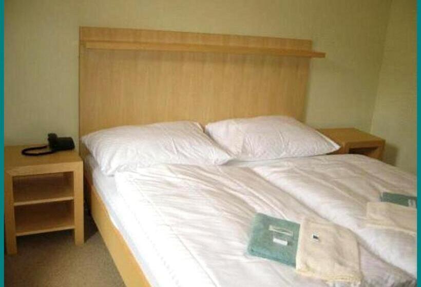 四人标准间, Skalní Mlýn