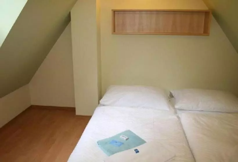 スタンダード４人部屋, Skalní Mlýn