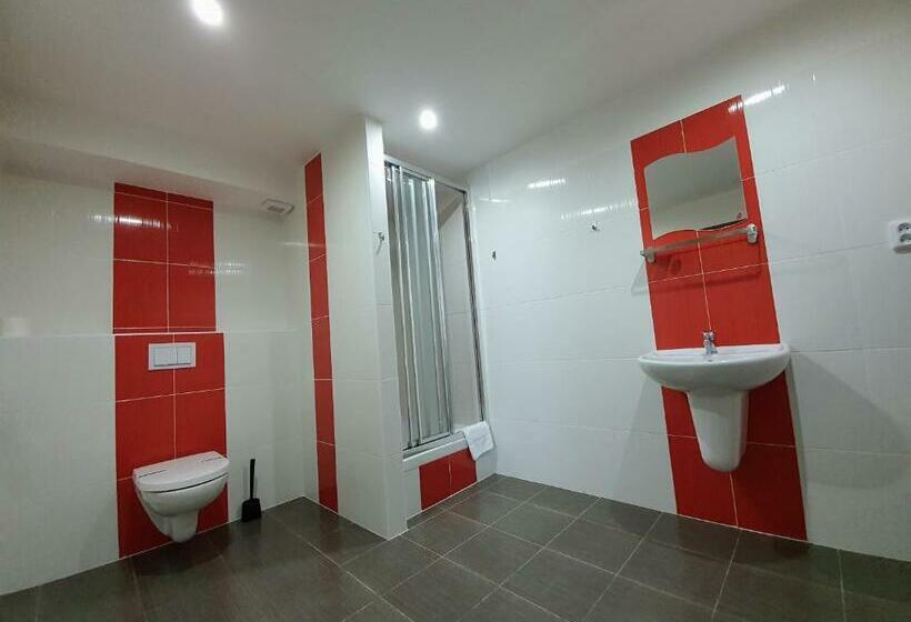 اتاق راحتی, Chodov Asc