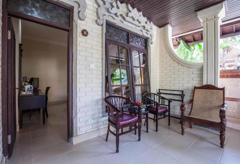 חדר סטנדרט לשלושה, Vila Shanti Beach Front Hotel Sanur