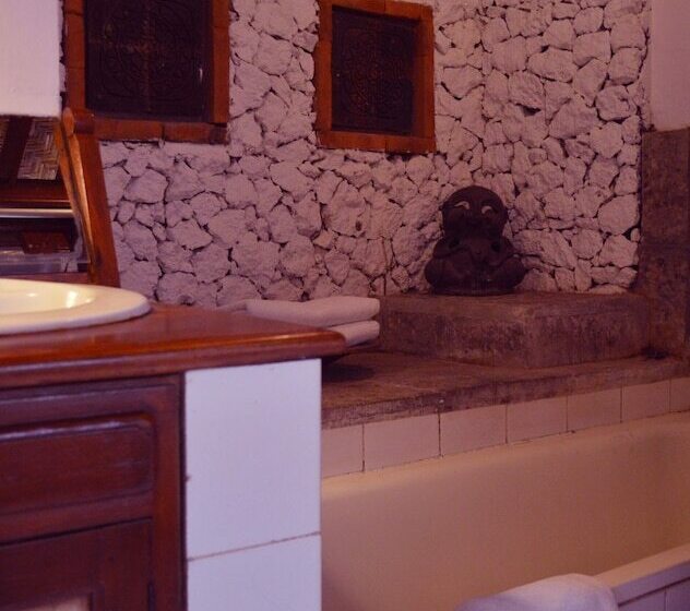 בית, חדר שינה 1, Balisani Padma