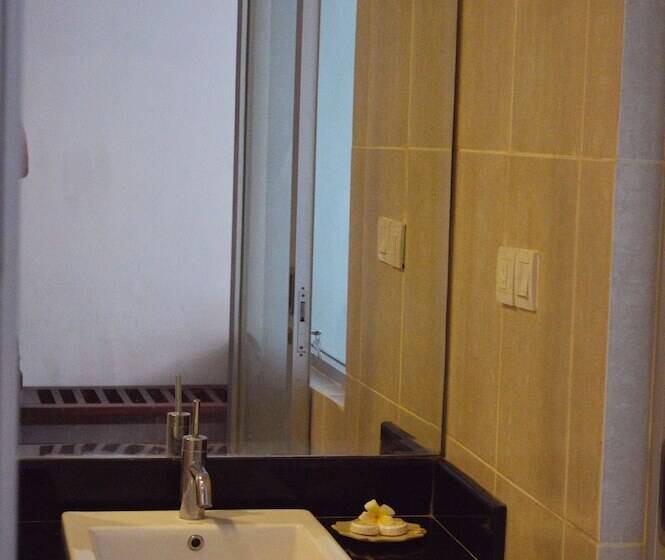 חדר סופריור, Balisani Padma