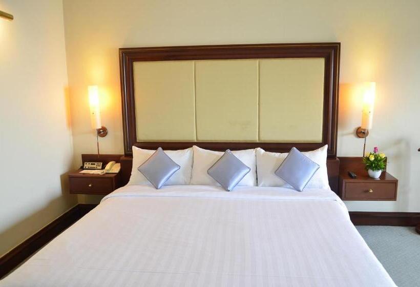 חדר סטנדרט, Cambodiana