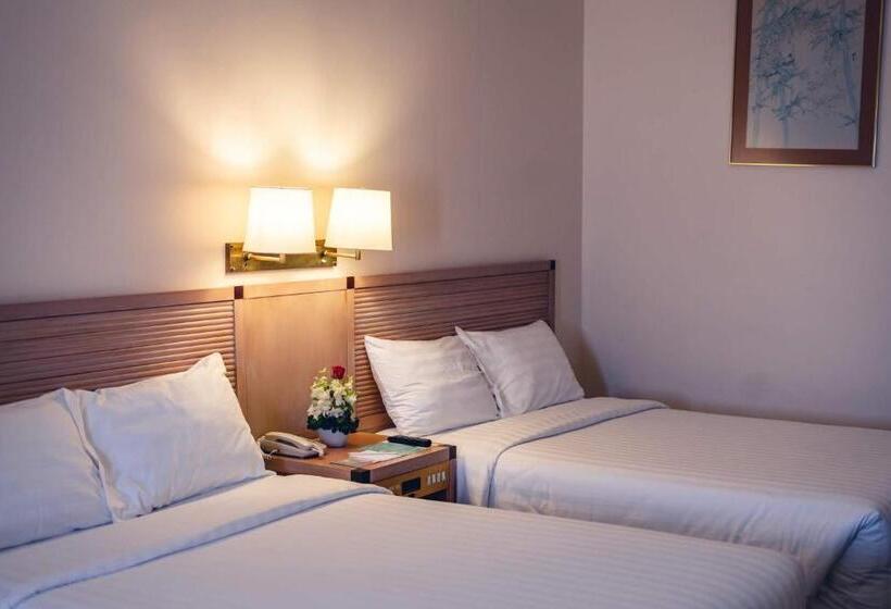 חדר סופריור נוף לעיר, Cambodiana