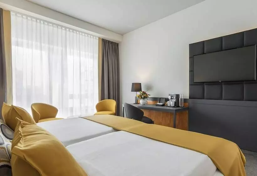 اتاق سوپریور, Dorint Hotel Dresden