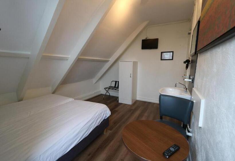 اتاق استاندارد با سرویس بهداشتی مشترک, Hortus