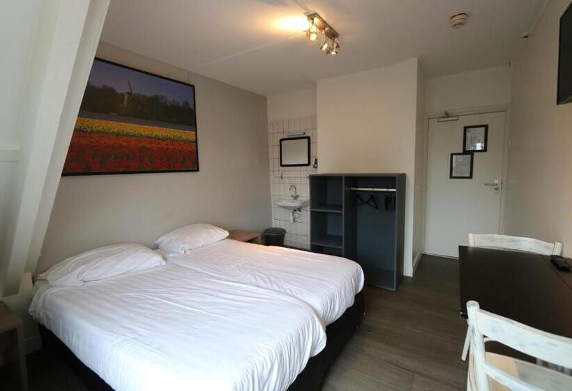 اتاق استاندارد با سرویس بهداشتی مشترک, Hortus