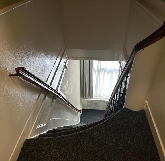 اتاق استاندارد چهار تخته, Hortus