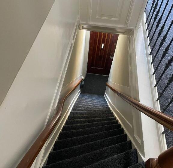 اتاق استاندارد چهار تخته, Hortus