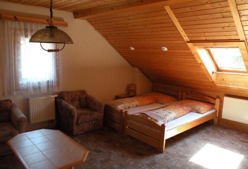 اتاق استاندارد, Lesní Dům