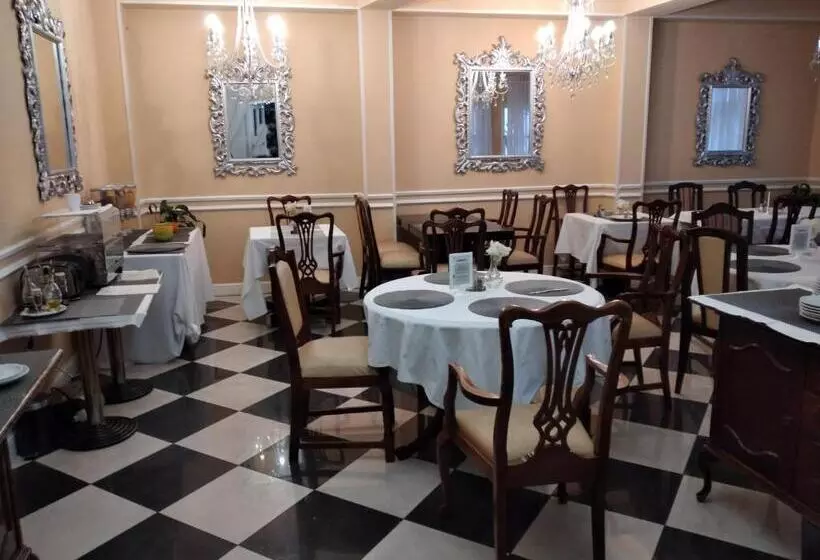 Habitació Deluxe, Livadić