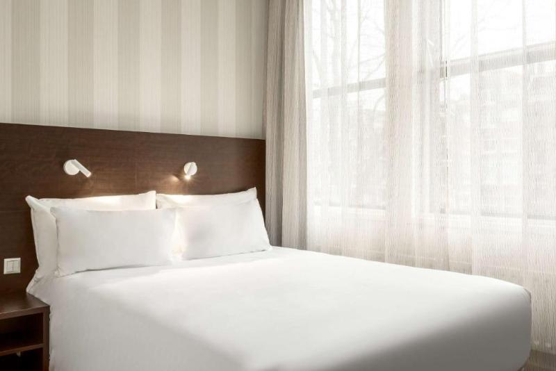 Номер Стандарт Трехместный, NH City Centre Amsterdam