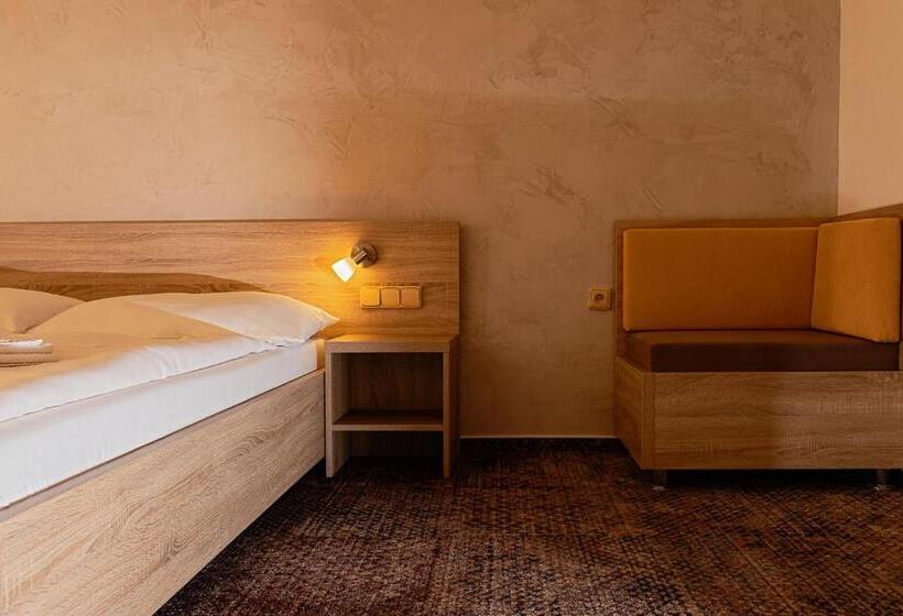 舒适型房间, Slezan