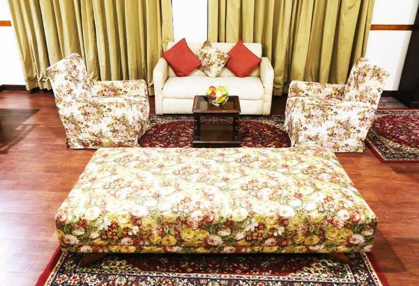 اتاق لوکس, Springfields   A Heritage Palace Since 1902