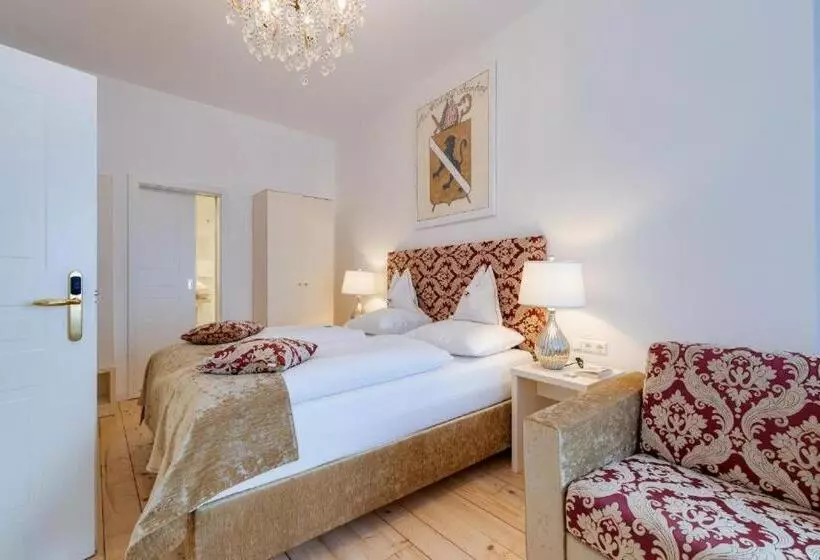 اتاق استاندارد سه نفره, Boutique Hotel Goldenes Lamm