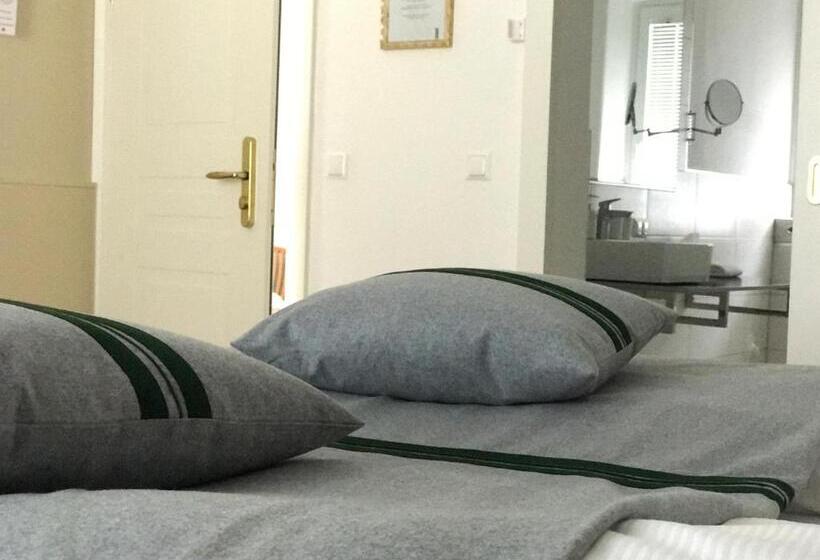 スーペリアールーム, Boutique Hotel Goldenes Lamm