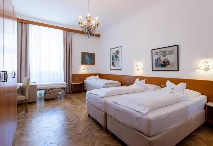 スタンダード４人部屋, Boutique Hotel Goldenes Lamm