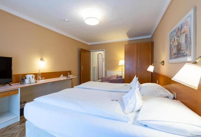 Номер Комфорт, Boutique Hotel Goldenes Lamm
