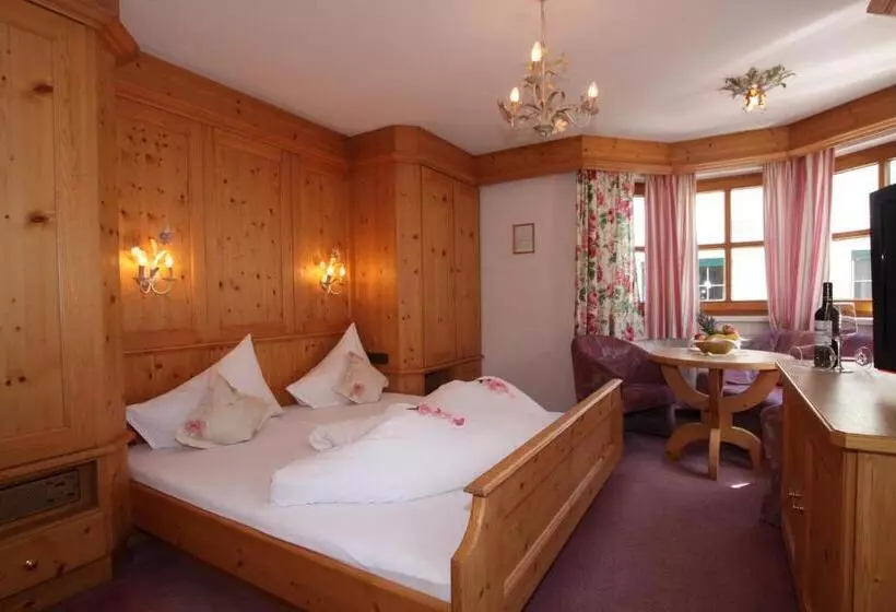 Quarto Estandar, Central