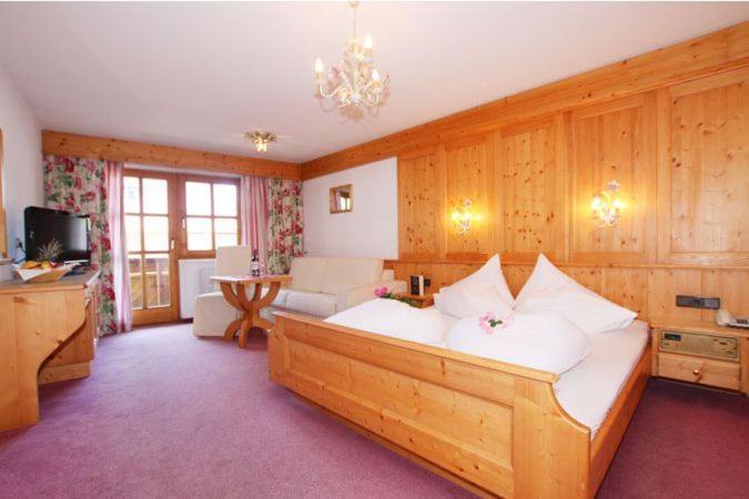 غرفة قياسية, Central