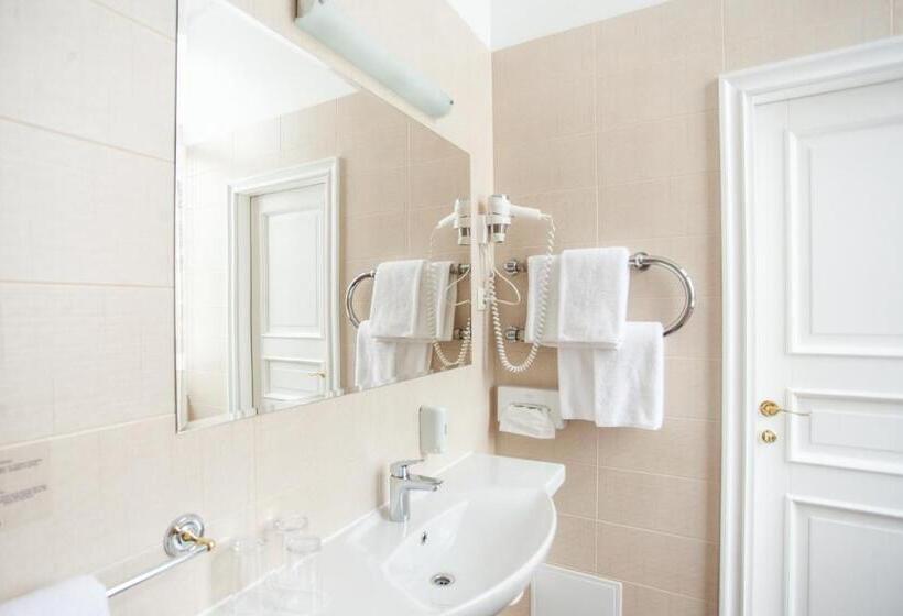 اتاق خانوادگی, Cēsis