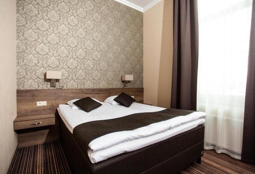 اتاق خانوادگی, Cēsis