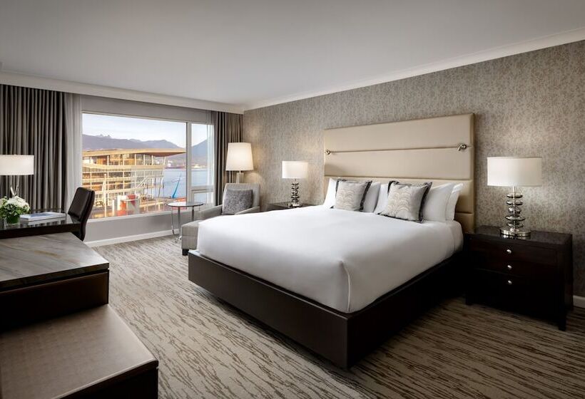 غرفة ديلوكس ذات إطلالة, Fairmont Waterfront