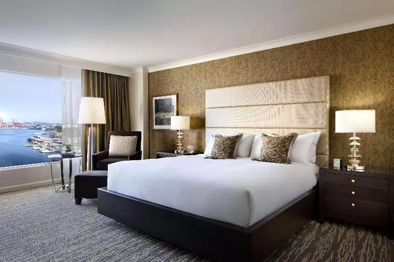 シングルデラックスルーム, Fairmont Waterfront