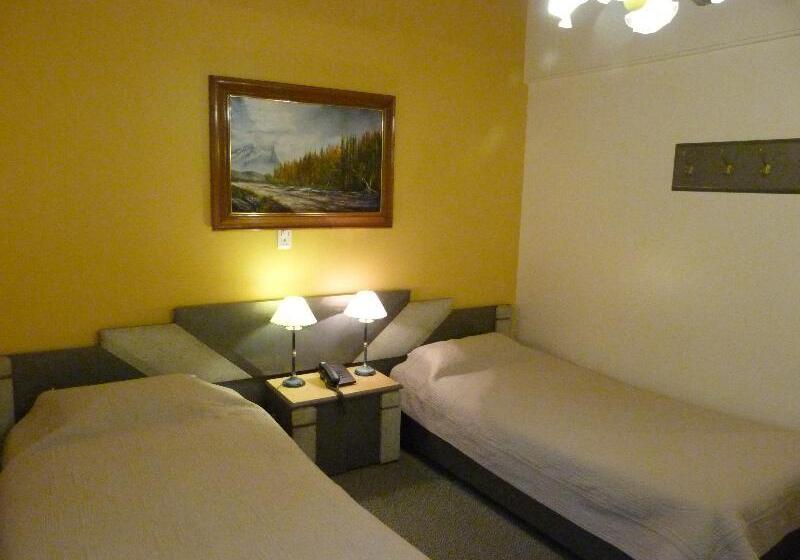 חדר סטנדרט, Nutibara