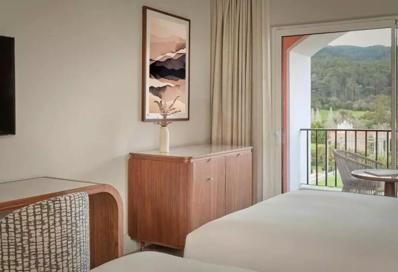 パークビューのデラックスルーム, Penha Longa Resort