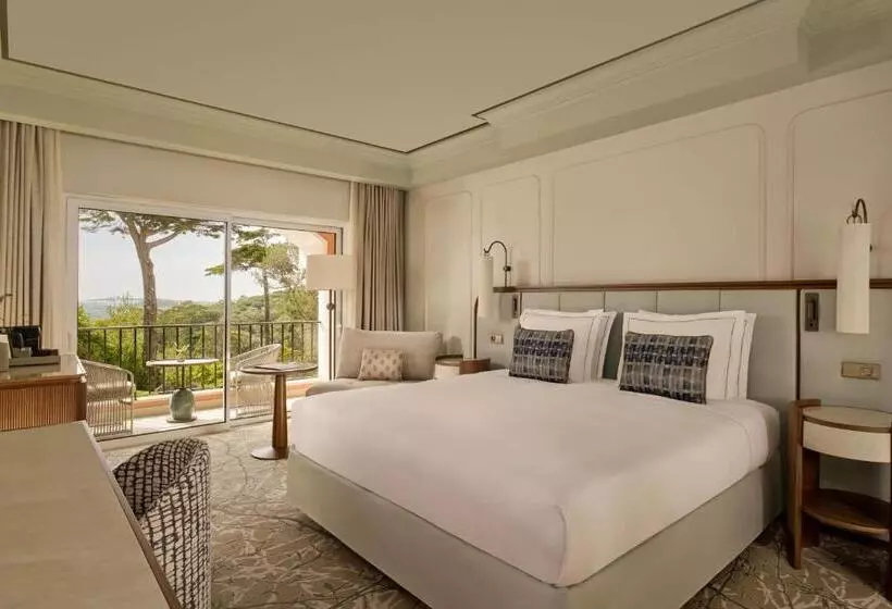 キングサイズベッドのデラックスルーム, Penha Longa Resort