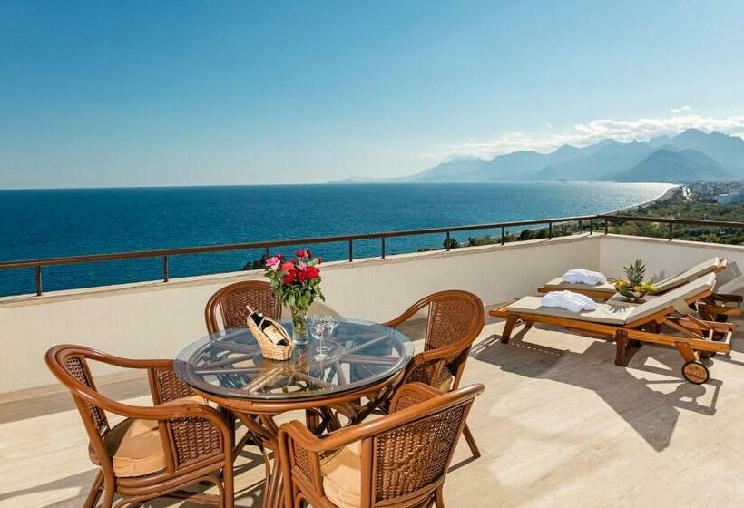 سوییت, Ozkaymak Falez