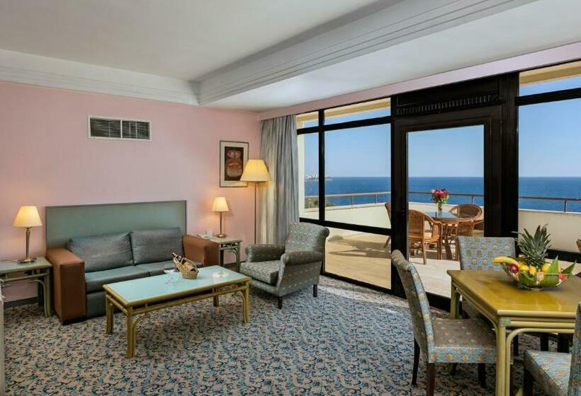 سوییت, Ozkaymak Falez