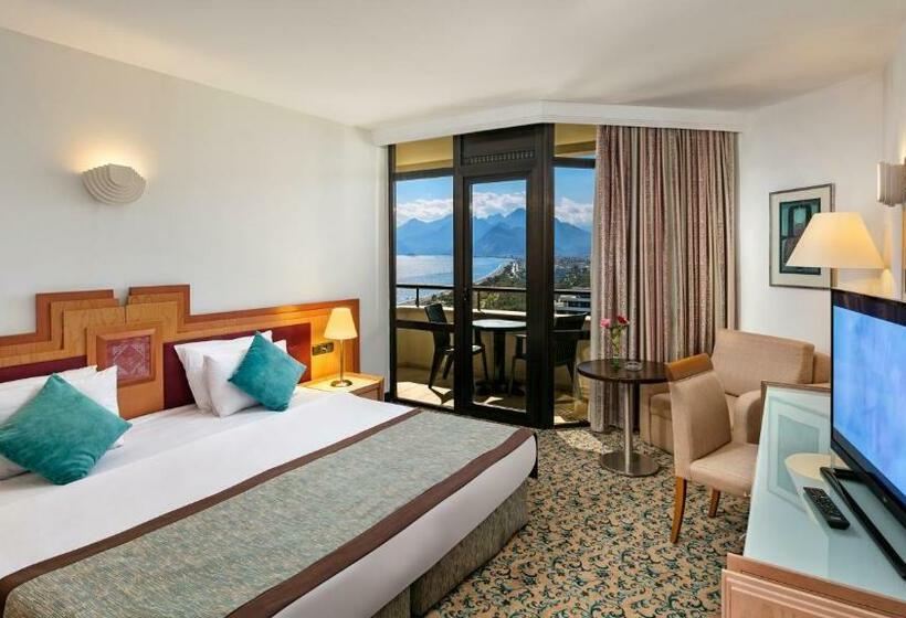 اتاق لوکس با چشمانداز دریا, Ozkaymak Falez