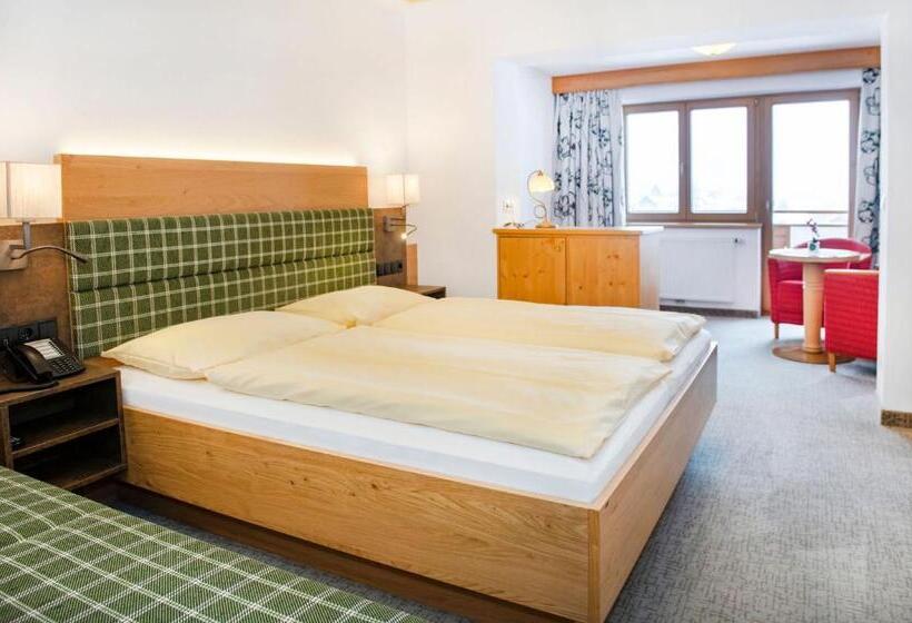 Номер Deluxe с Балконом, Landhotel Tirolerhof   Wildschönau   Premium Card Im Sommer