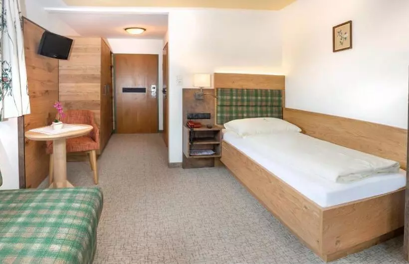 スタンダードシングルルーム, Landhotel Tirolerhof   Wildschönau   Premium Card Im Sommer