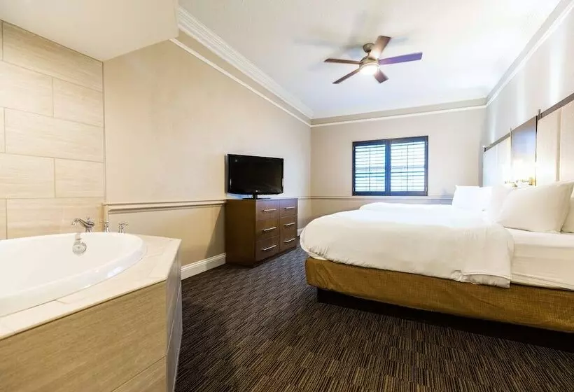 スイート, Radisson Resort At The Port